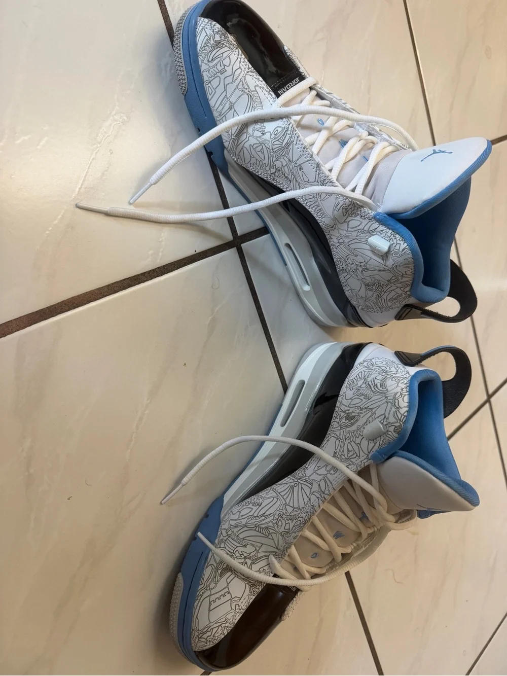 Jordan Kids' White, Black & Light Blue Retro Basketball Sneakers